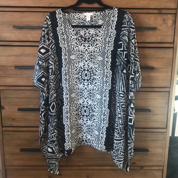 Chico's Tops - Tribal Print Komino Style Blouse